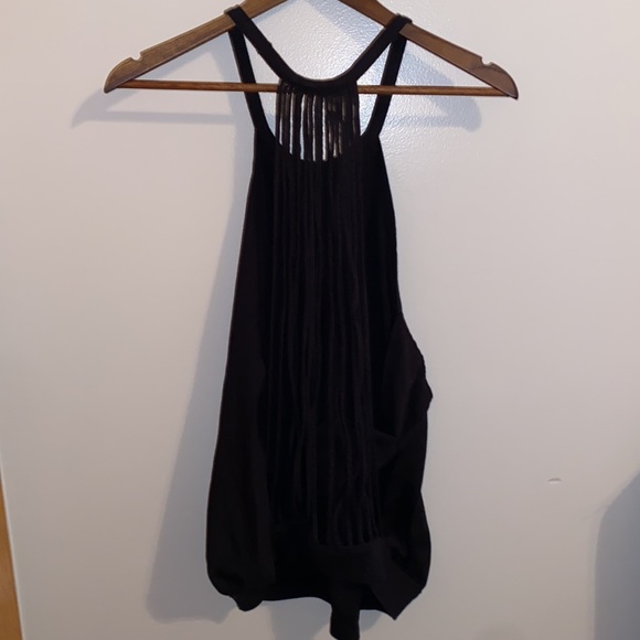 Fabletics Open back top - Picture 5 of 8